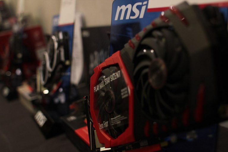 Msi Rx 500 MSI dan AMD Kemarin Hadir Di Bandung Dalam Acara Rise Back to Glory ...