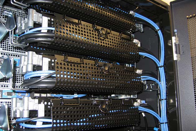 Takut Diretas, Banyak Perusahaan Asal Amerika Kini Tidak Lagi Memakai Kabel Listrik Dari Tiongkok