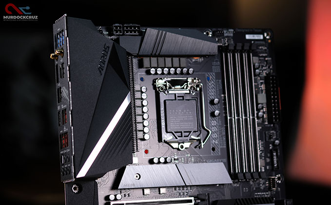 Cara Memilih Motherboard Yang ideal : Pahami Faktor Penting & Istilah Yang Seringkali Hadir