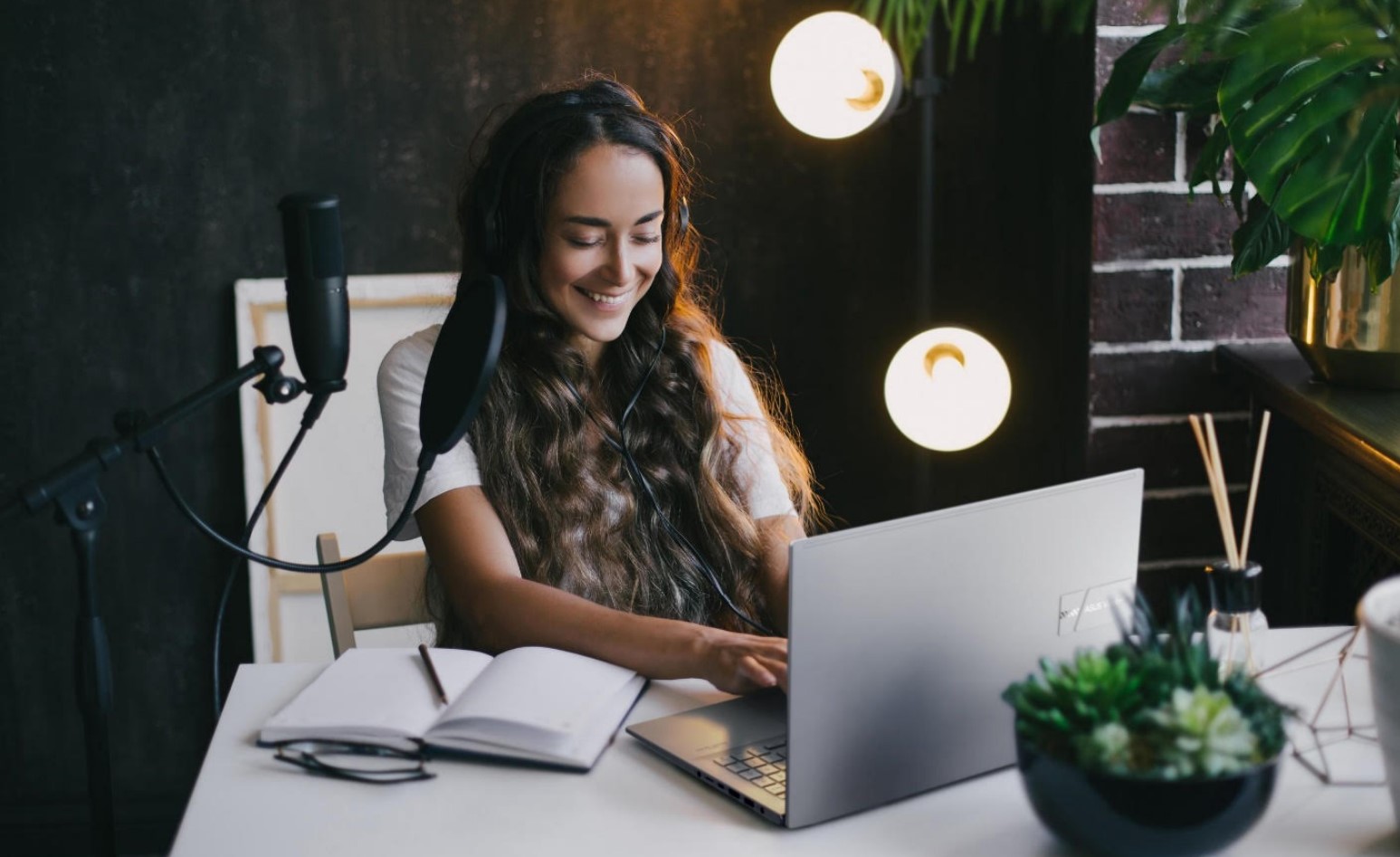 ASUS Luncurkan Laptop Baru VivoBook Pro 14 OLED (K3400), Jawaban Untuk Konten Kreator