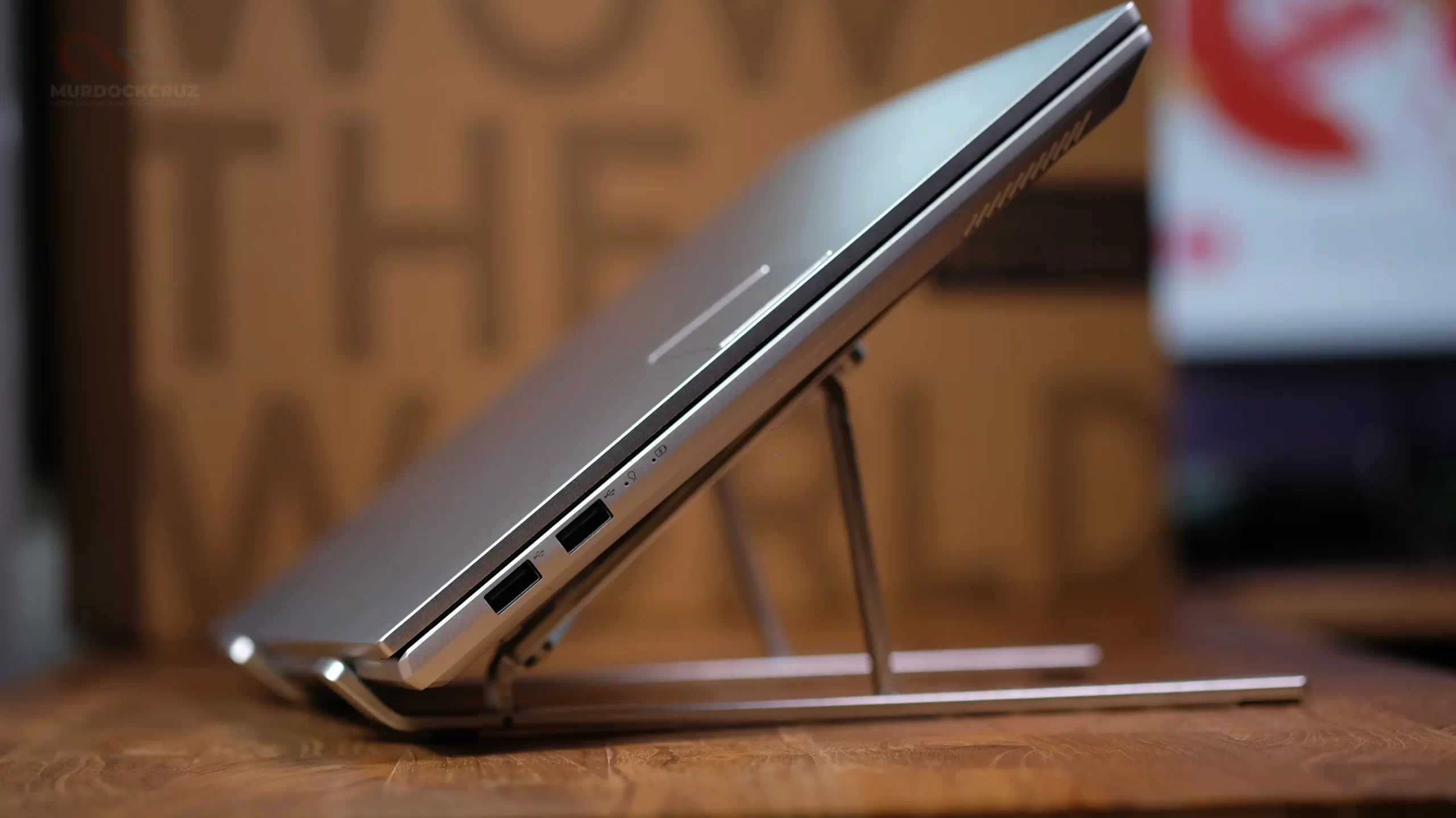 ASUS VivoBook Pro 14X OLED N7400