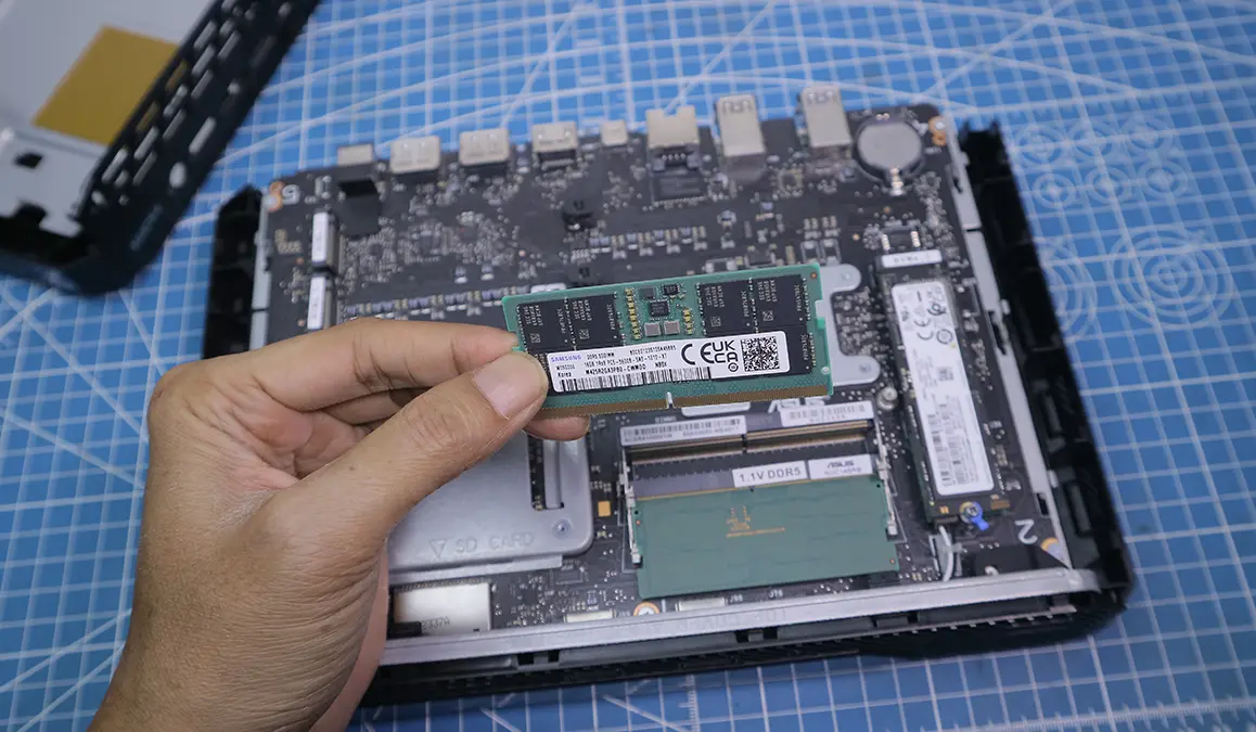 Simpang Siur Harga Memori: Rumor Kenaikan 80% Samsung vs Bantahan Resmi