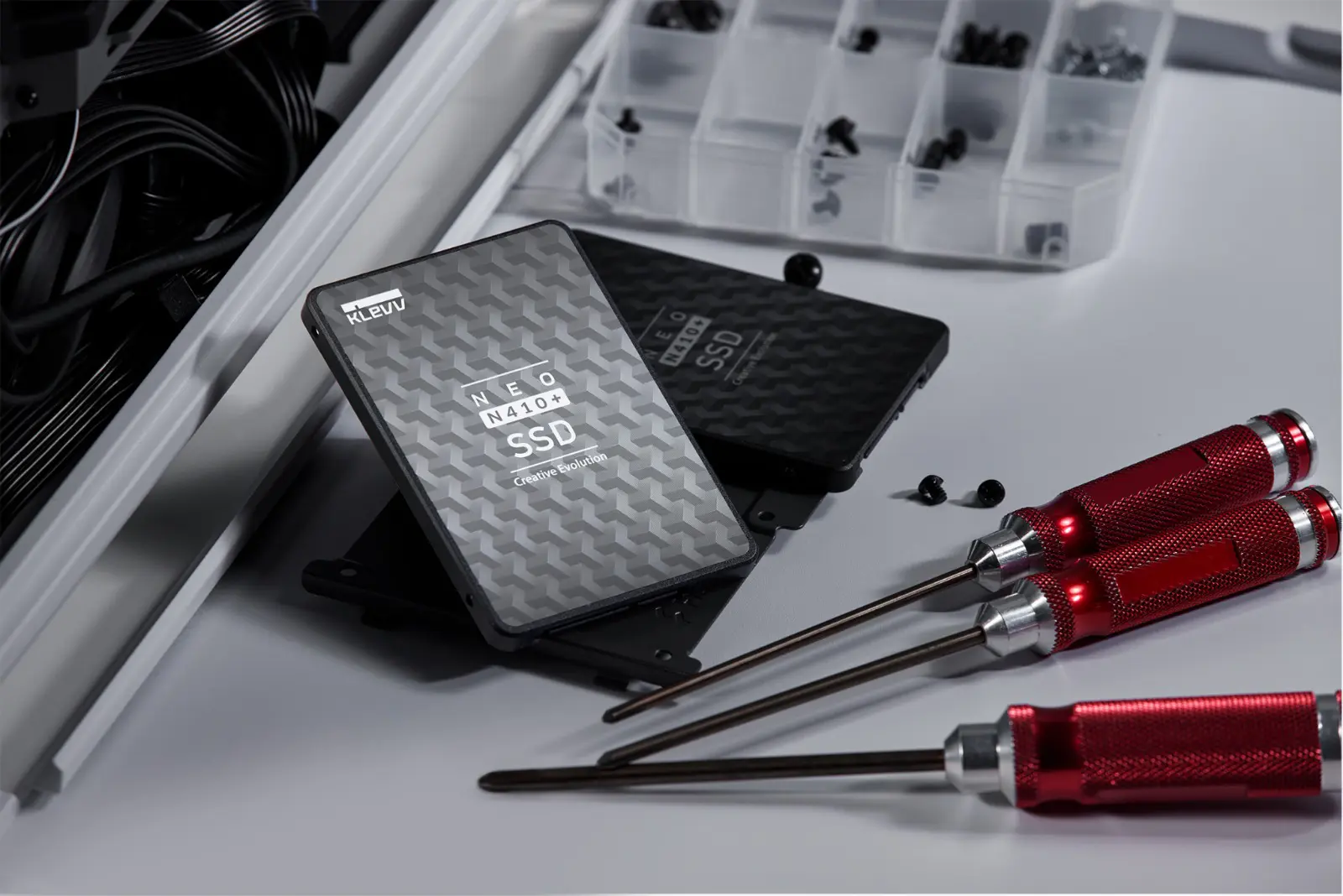 KLEVV NEO N410+: Solusi Upgrade SSD Terjangkau untuk Laptop dan PC Lama