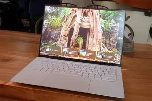 ASUS ExpertBook P3 (PM3406CKA): Laptop Bisnis Copilot+ PC Paling Ngebut Di 2026